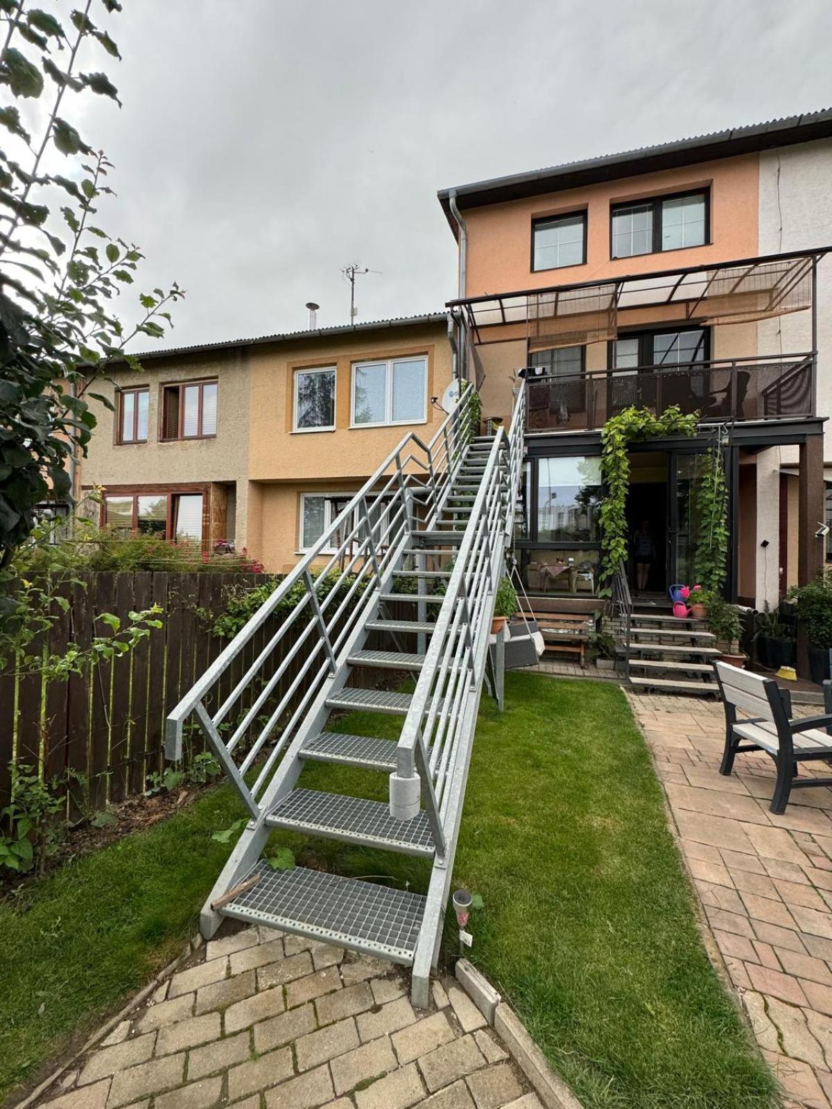 Apartman Ala Poprad Esterno foto